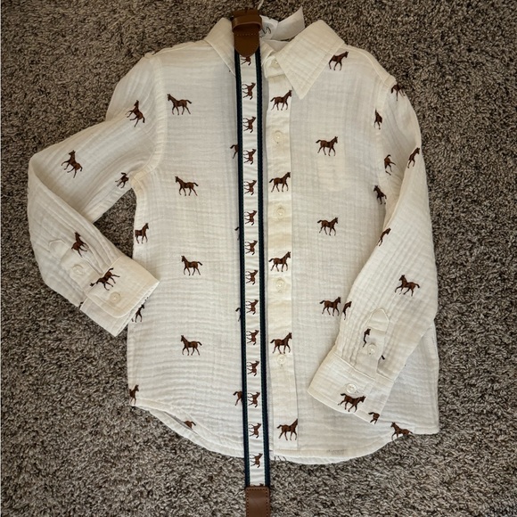 Never worn Janie and Jack linen button up PLUS belt too - Picture 1 of 3